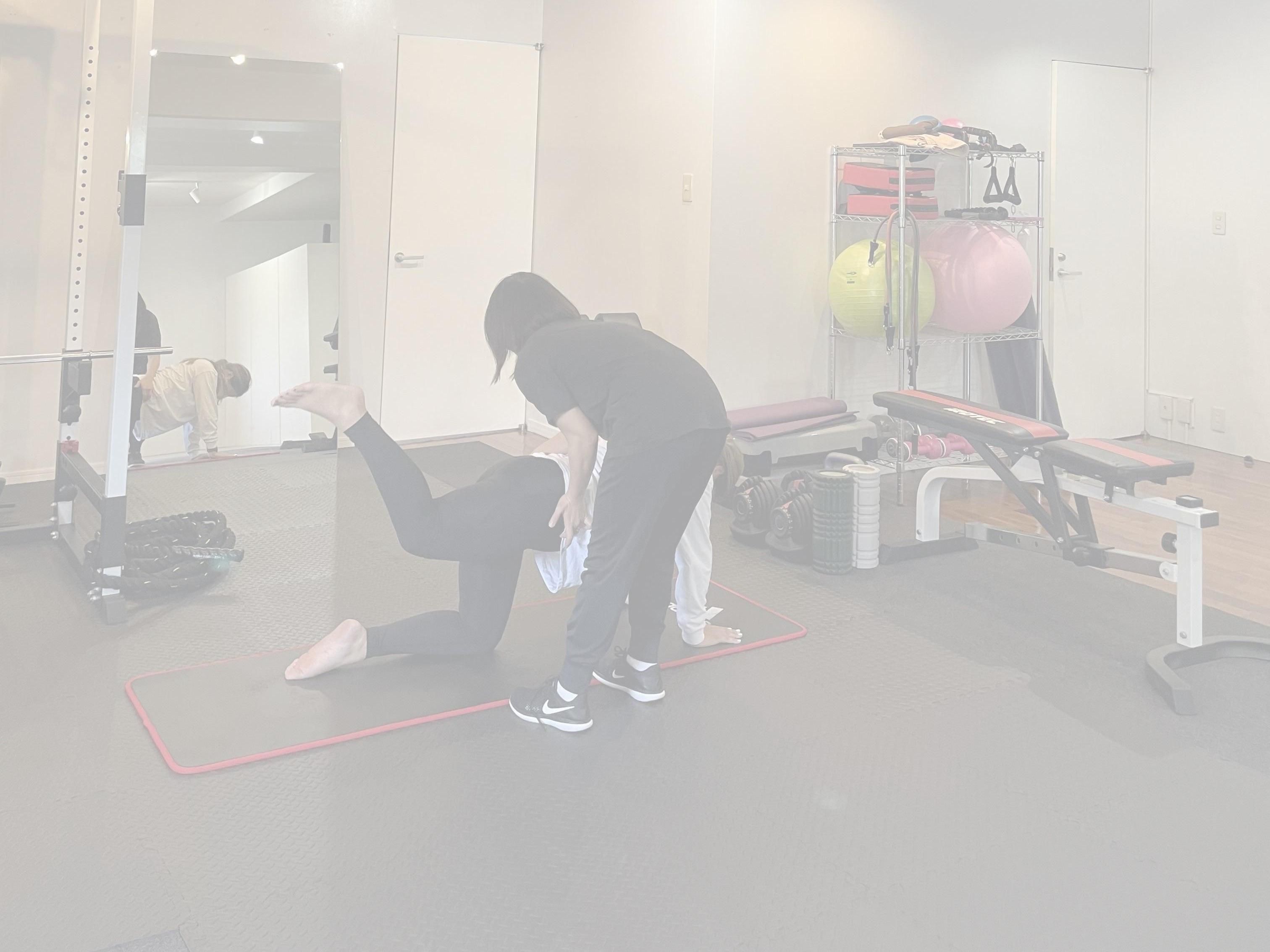 TRAIN ONESELF GYM