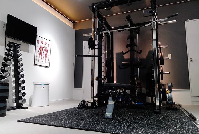 MOLA GYM