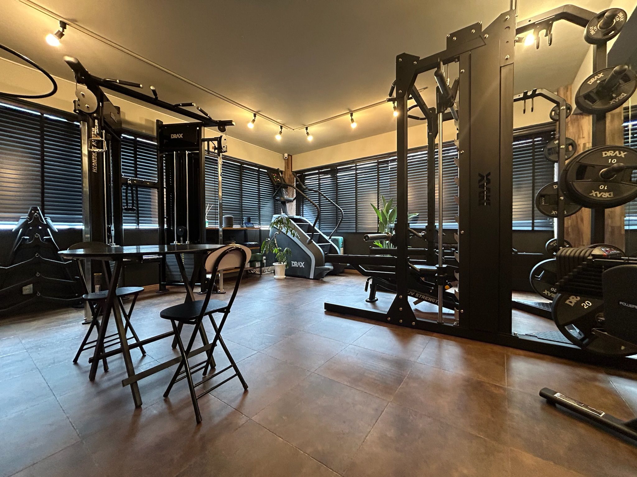 HIDEOUT private gym