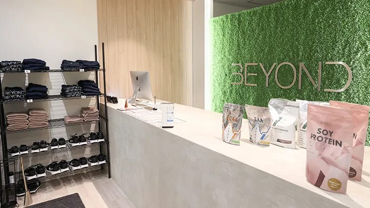 BEYOND 北千住店