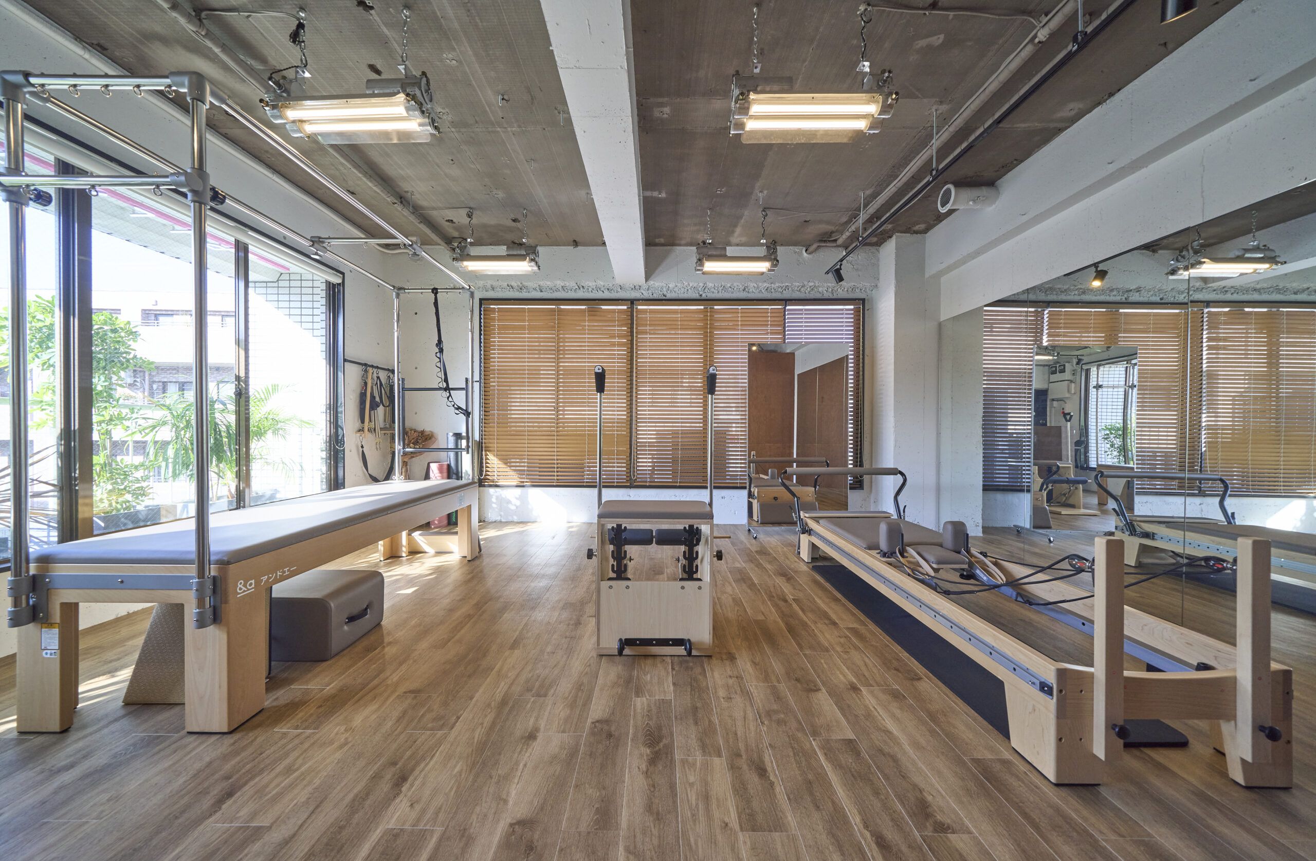 PILATES YOGA &a 北参道