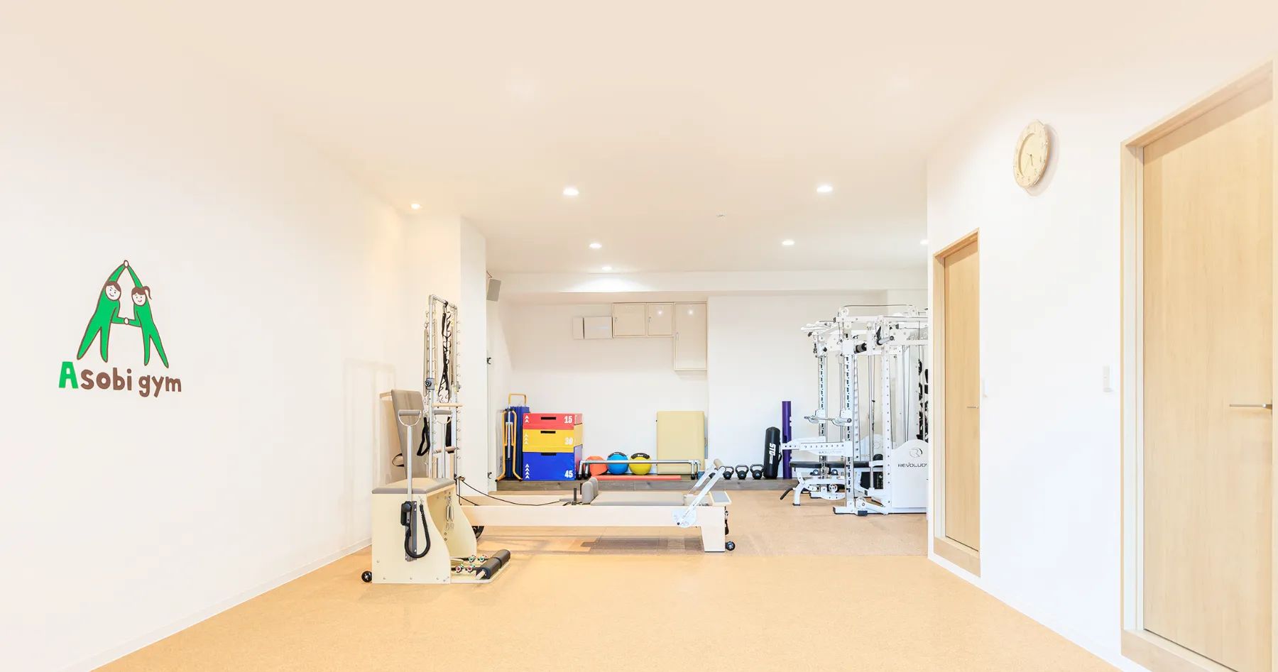 Asobi gym