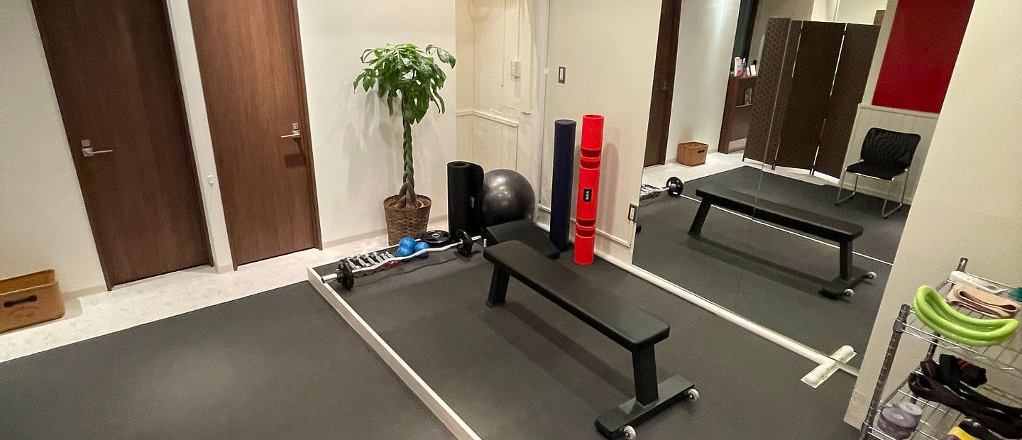 Training studio Rootless