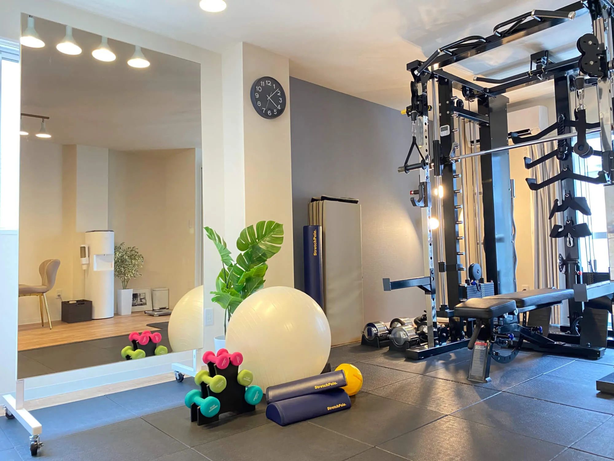 YOUR TRAINING GYM