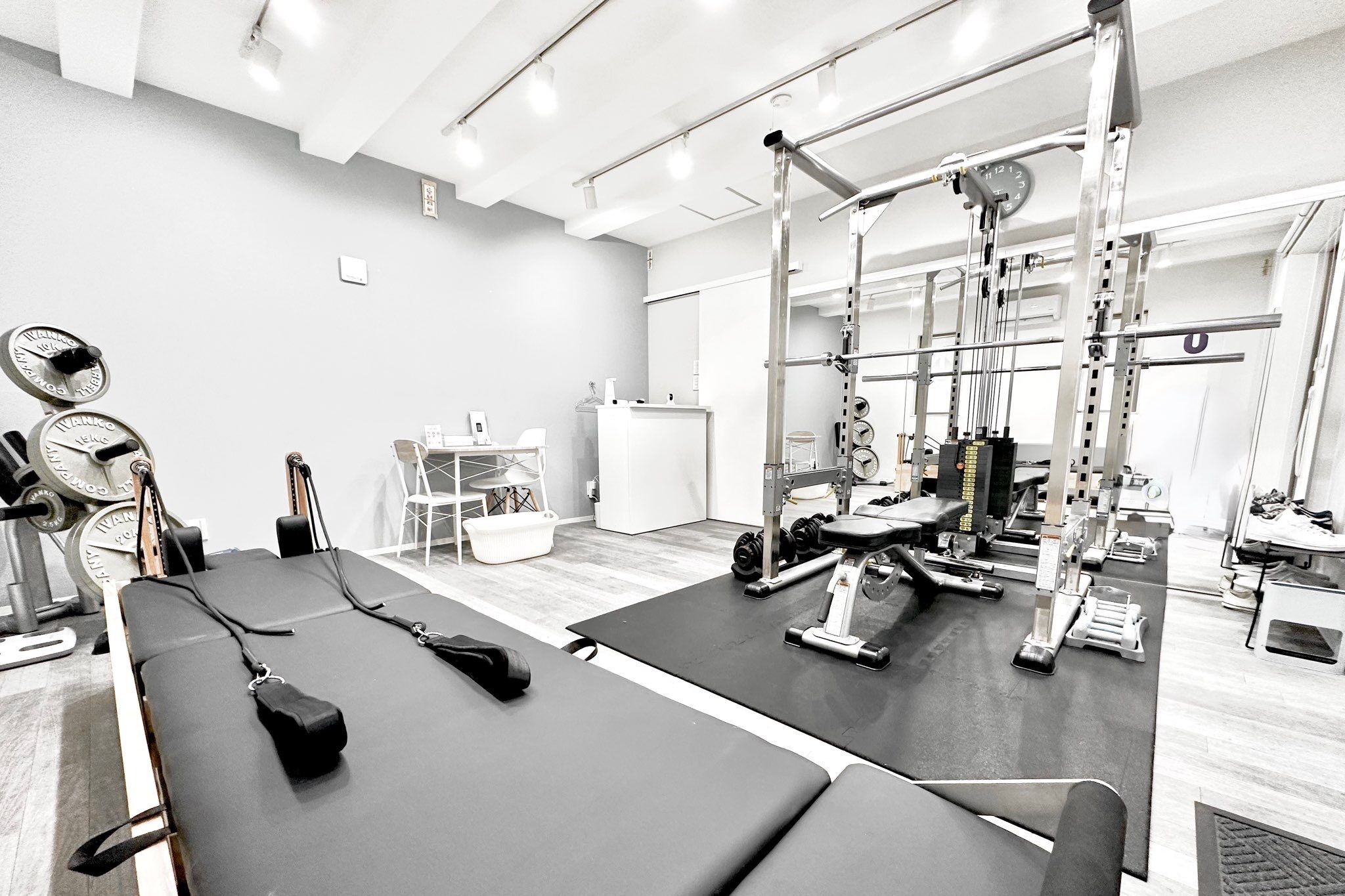 PERSONAL STUDIO U