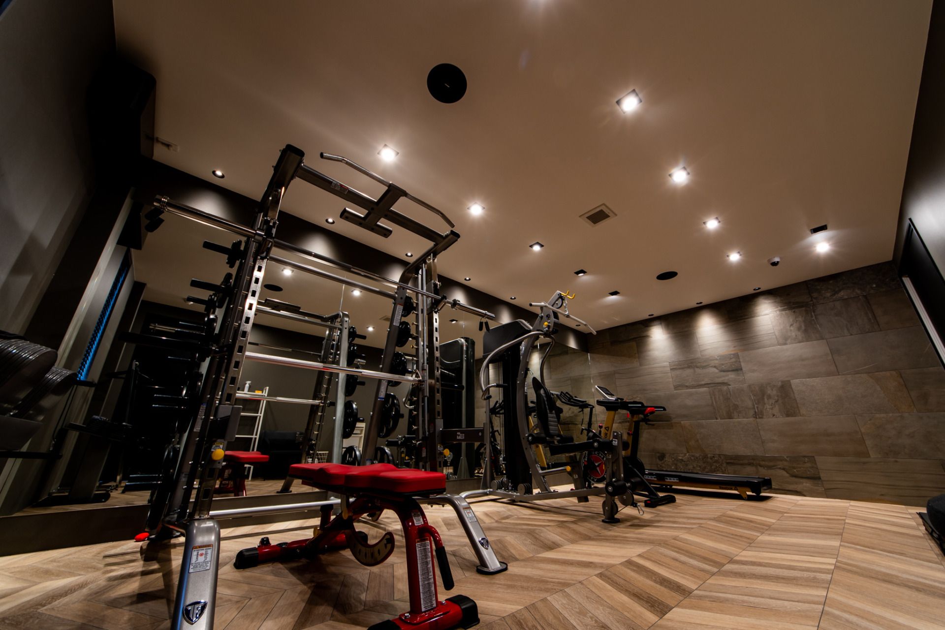LILY GYM